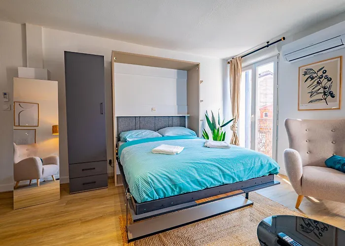 Les Du Palais Des Expositions Apartament *