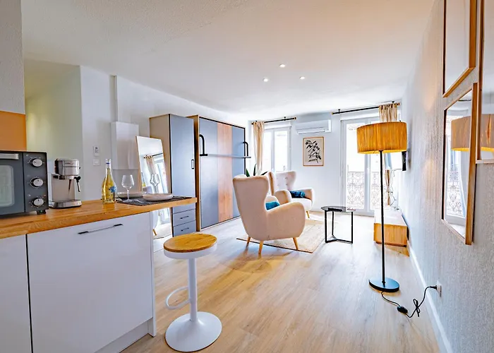 Les Du Palais Des Expositions *